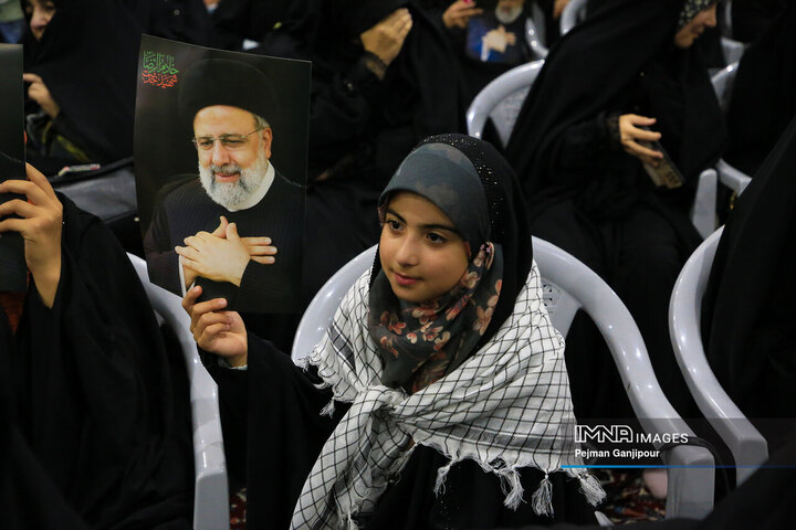 اجتماع بزرگ بانوان اصفهان