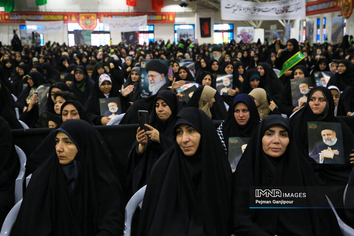 اجتماع بزرگ بانوان اصفهان