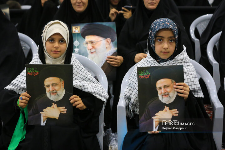 اجتماع بزرگ بانوان اصفهان