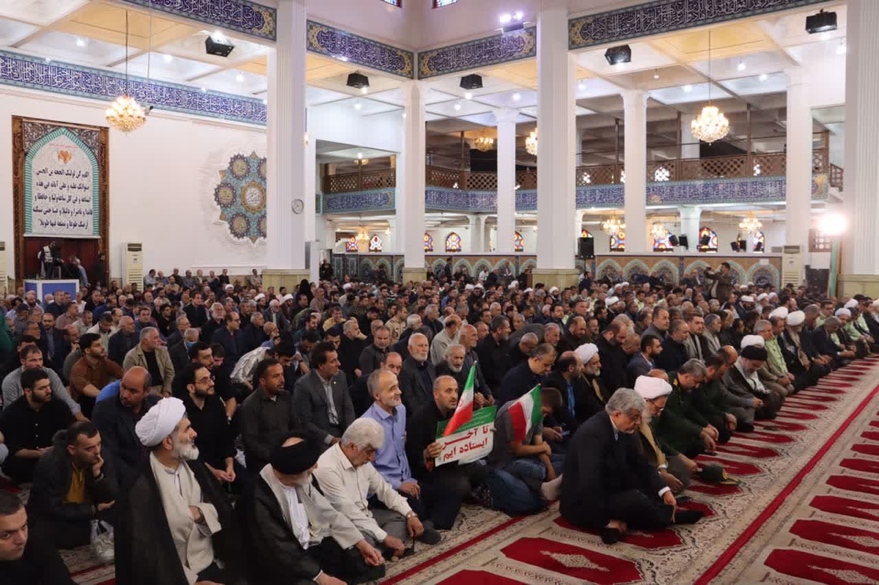 آیتالله رئیسی الگوی اخلاص و ولایتمداری بود