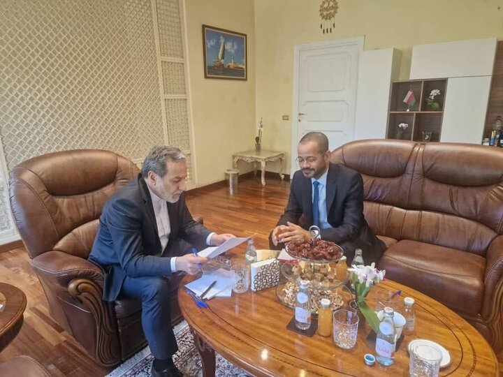 وزیر امور خارجه عمان: پنجمین دور از مذاکرات ایران و آمریکا با مقداری پیشرفت تمام شد
