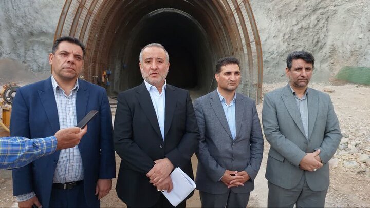 تمام ۱۴ قطعه پروژه راه آهن خراسان جنوبی فعال است