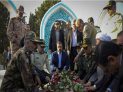 عزت ایران در عرصه بین‌الملل؛ حاصل رهبری امام و ایثار شهدا