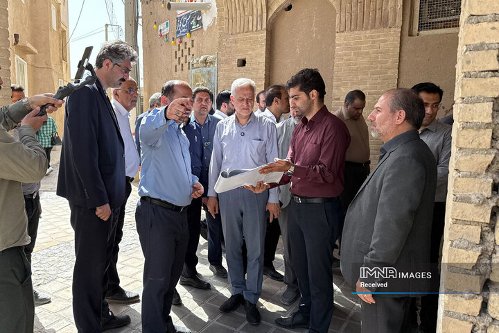 بازدید شهردار اصفهان از گذرهای تاریخی شهر