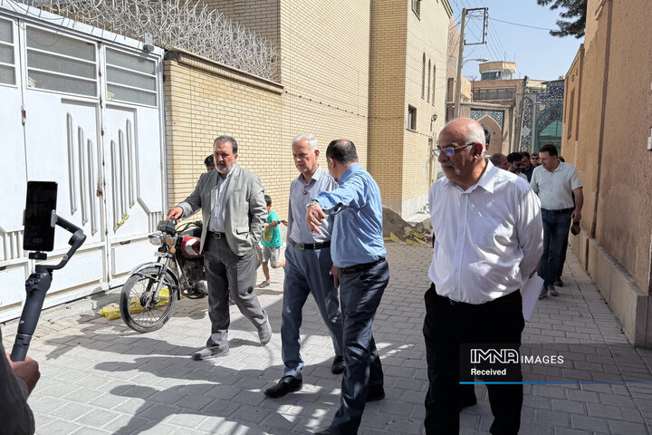 بازدید شهردار اصفهان از گذرهای تاریخی شهر