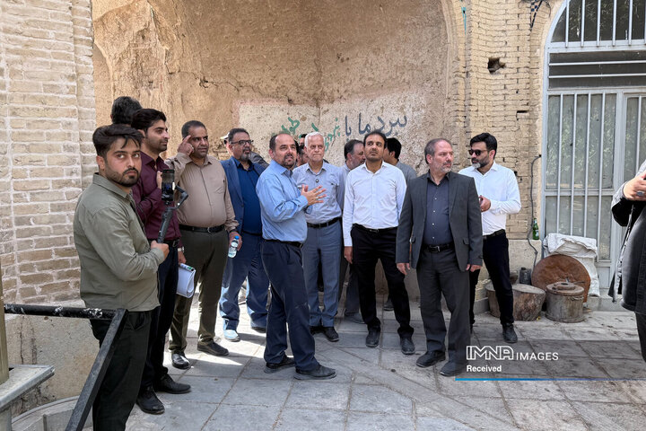 بازدید شهردار اصفهان از گذرهای تاریخی شهر