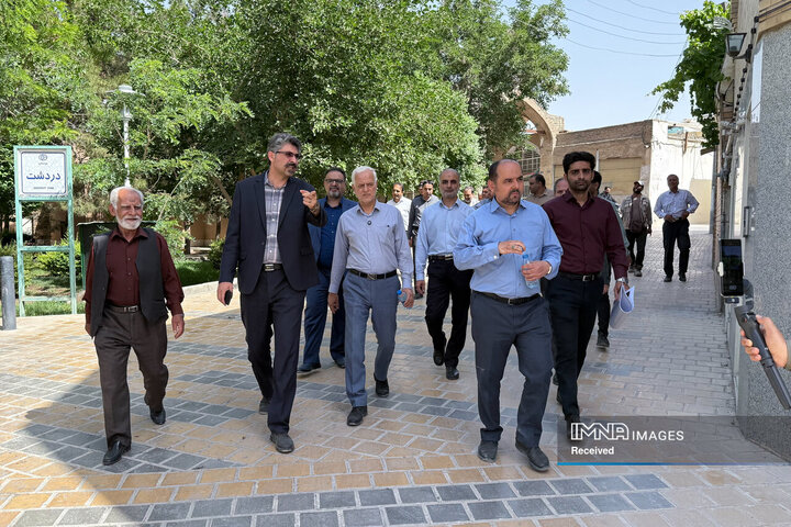بازدید شهردار اصفهان از گذرهای تاریخی شهر