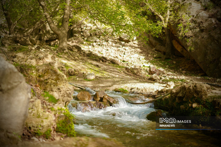 آبشار آتشگاه لردگان