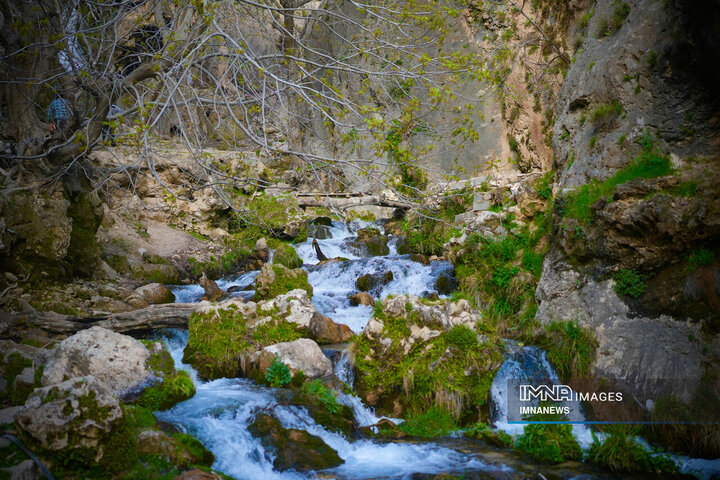 آبشار آتشگاه لردگان