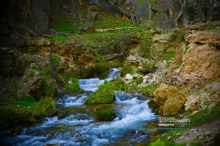 آبشار آتشگاه لردگان