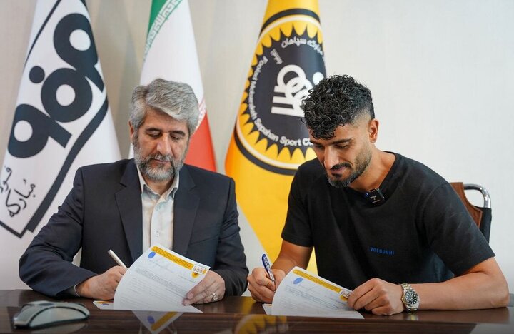 تمدید ۲ساله زکی‌پور با سپاهان