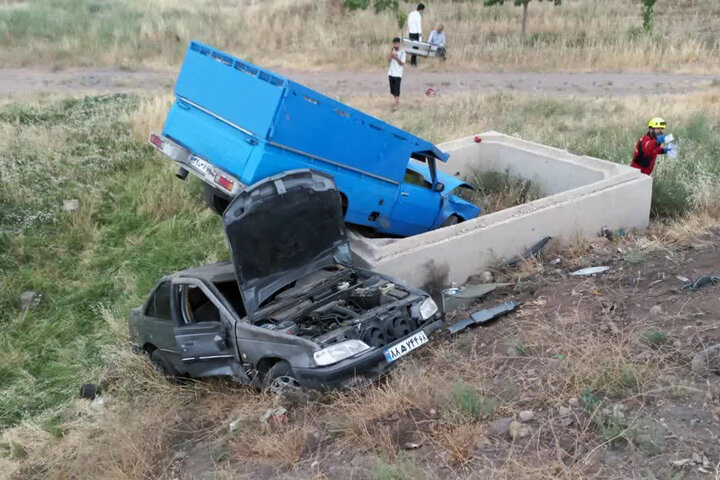 برخورد نیسان وانت و پژو در قزوین ۶ مصدوم برجای گذاشت