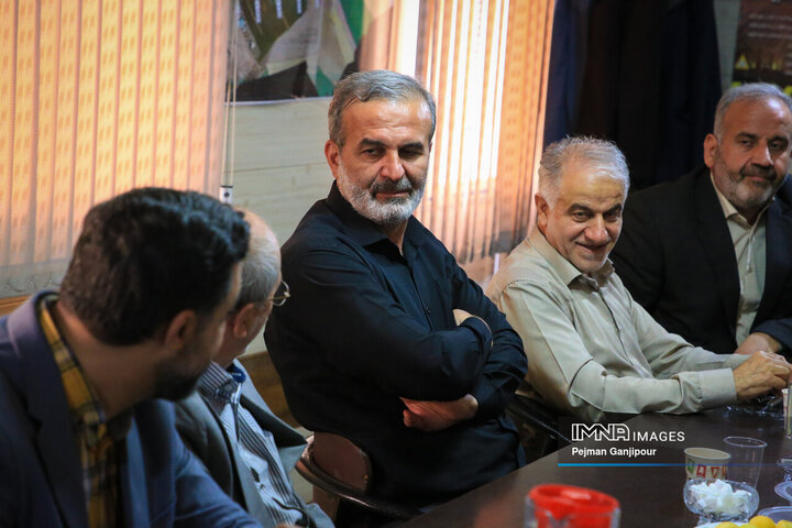 بازدید اعضای کمیسیون عمران شورای شهر اصفهان از پروژه رینگ چهارم