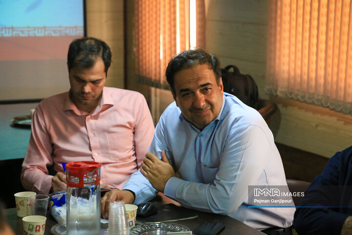 بازدید اعضای کمیسیون عمران شورای شهر اصفهان از پروژه رینگ چهارم