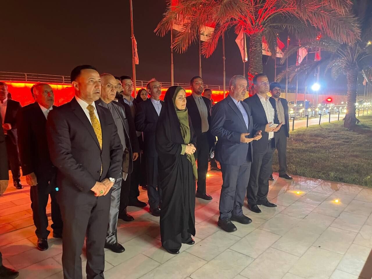 وزیر راه و شهرسازی وارد عراق شد