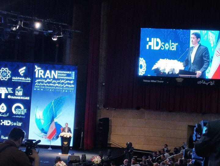 الزام تأمین ۲۰ درصد برق ساختمان‌های دولتی از منابع تجدیدپذیر