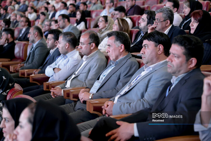 ششمین جایزه ملی انرژی‌های تجدیدپذیر