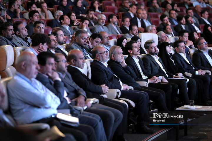 ششمین جایزه ملی انرژی‌های تجدیدپذیر