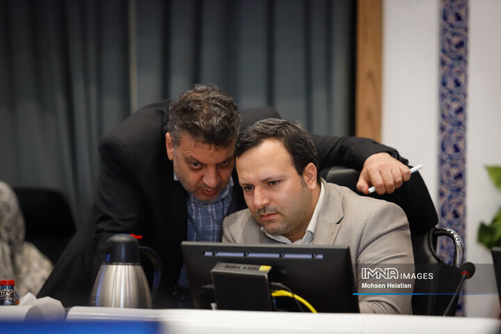 جلسه علنی شورای شهر اصفهان