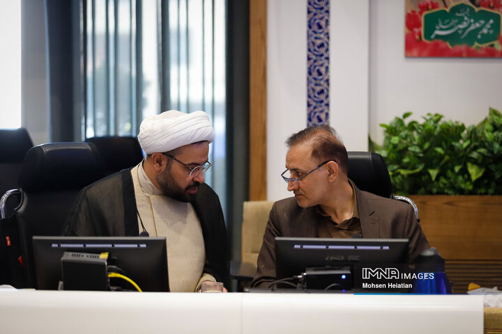 جلسه علنی شورای شهر اصفهان