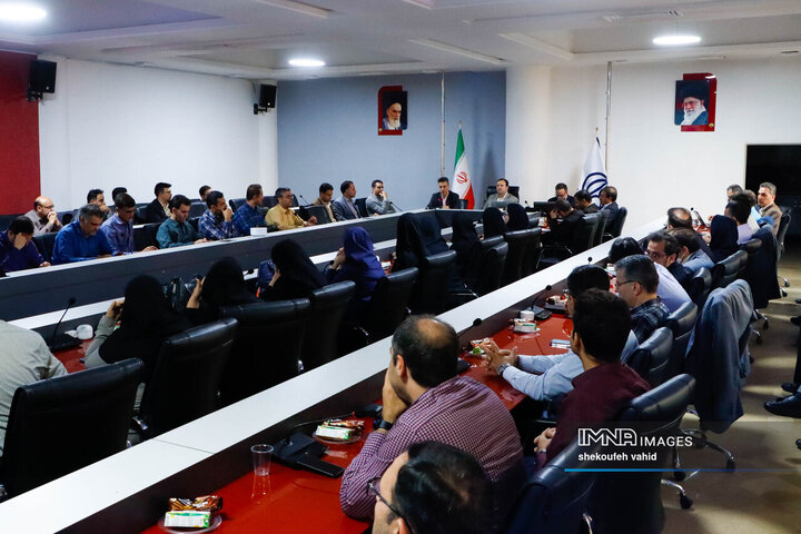نشست «نهادینه سازی فرهنگ بهره‌وری در تمام سطوح شهرداری اصفهان»
