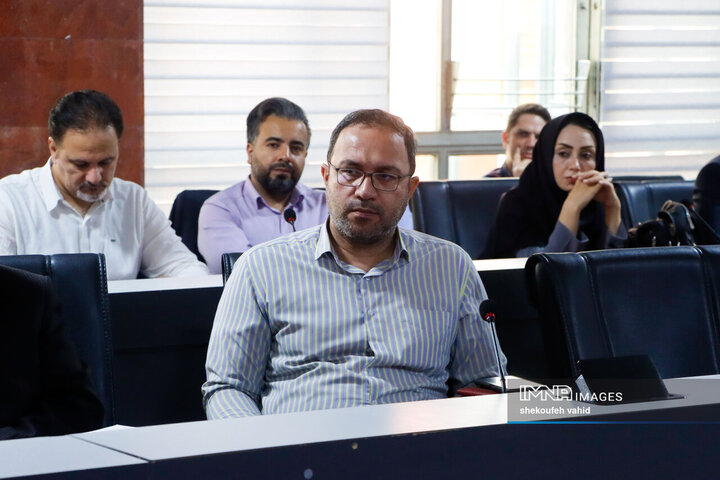 نشست «نهادینه سازی فرهنگ بهره‌وری در تمام سطوح شهرداری اصفهان»