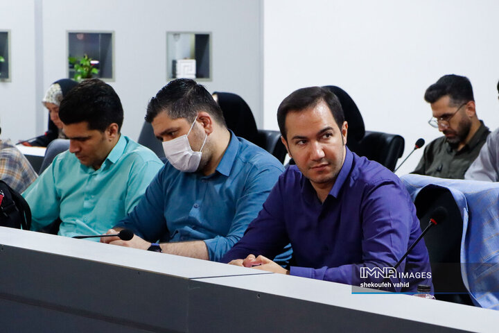 نشست «نهادینه سازی فرهنگ بهره‌وری در تمام سطوح شهرداری اصفهان»