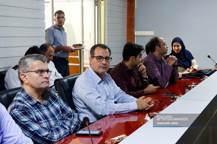 نشست «نهادینه سازی فرهنگ بهره‌وری در تمام سطوح شهرداری اصفهان»