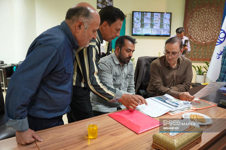 کمیته نظارتی شورای شهر اصفهان در منطقه 10 شهرداری