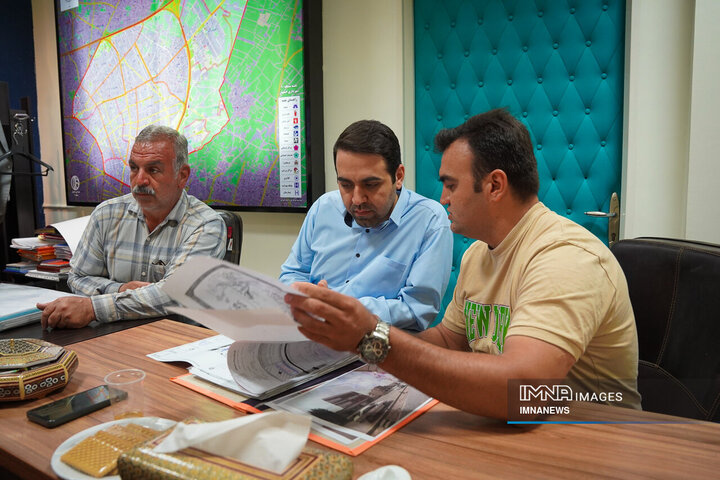 کمیته نظارتی شورای شهر اصفهان در منطقه 10 شهرداری