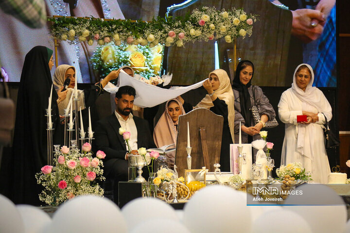 ازدواجهای دانشجویی یکی از موفقترین الگوهای ازدواج است ازدواجهای دانشجویی یکی از موفقترین الگوهای ازدواج است