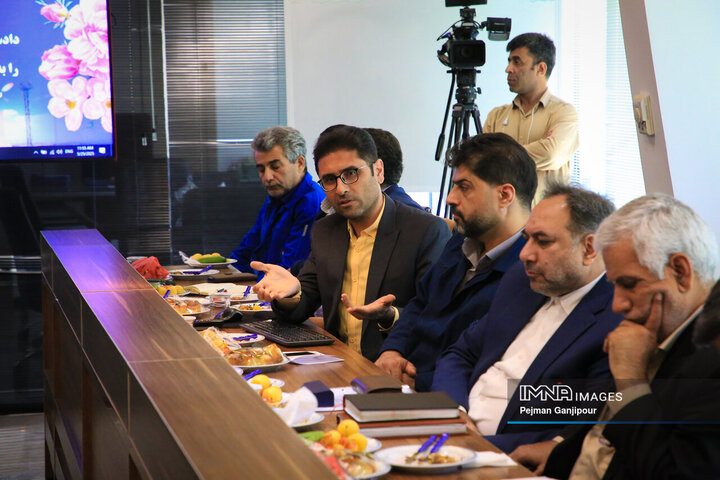 بازدید معاون حقوق عامه دادستانی کل کشور از تصفیه خانه شمال شهر اصفهان و نیروگاه شهید منتظری