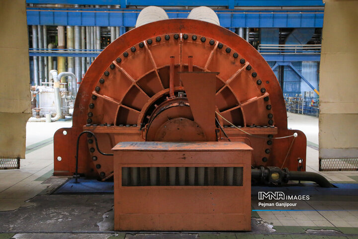 بازدید معاون حقوق عامه دادستانی کل کشور از تصفیه خانه شمال شهر اصفهان و نیروگاه شهید منتظری