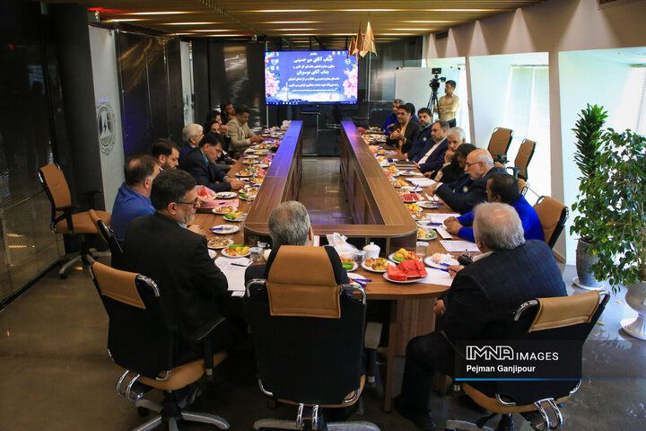 بازدید معاون حقوق عامه دادستانی کل کشور از تصفیه خانه شمال شهر اصفهان و نیروگاه شهید منتظری