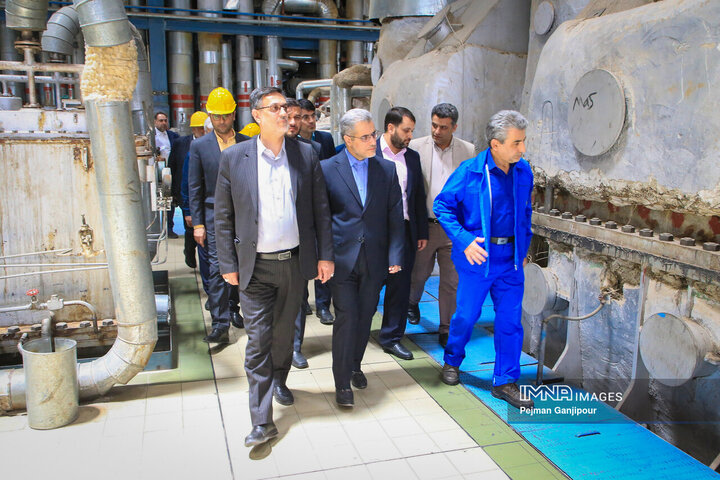 بازدید معاون حقوق عامه دادستانی کل کشور از تصفیه خانه شمال شهر اصفهان و نیروگاه شهید منتظری