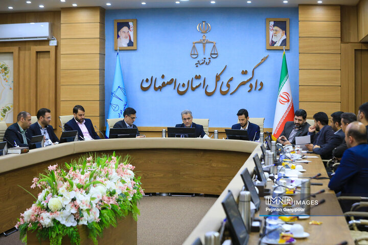 نشست تخصصی حقوق عامه با حضور معاون قضایی دادستانی کل کشور