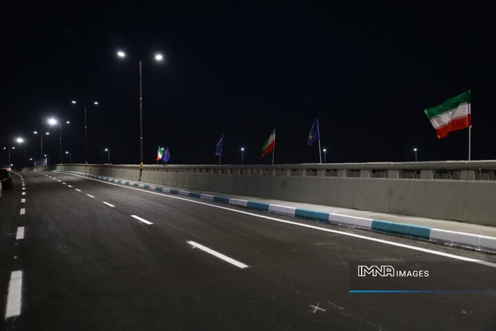 استان کرمان را به کارگاه بزرگ سازندگی تبدیل کنیم