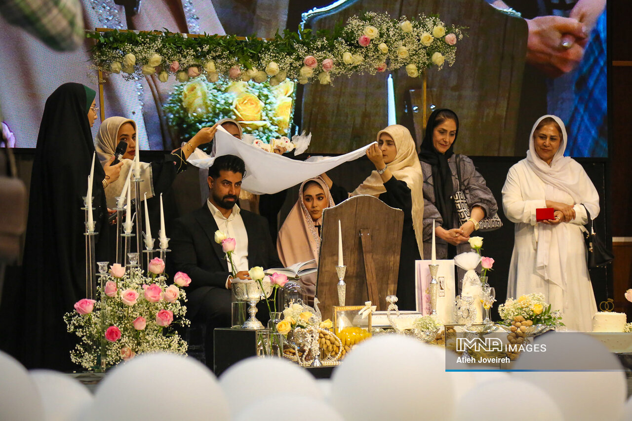 از وعده تا عمل؛ ازدواج در ایستگاه بانکها