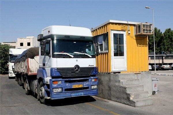 افزایش کرایه حمل‌ونقل از فارس شروع شد /افزایش ۳۰ درصدی کرایه حمل‌ونقل بار