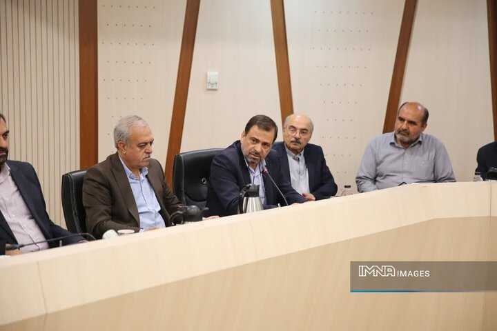 توسعه خطوط متروی شهر اصفهان حاصل تلاش جمعی است