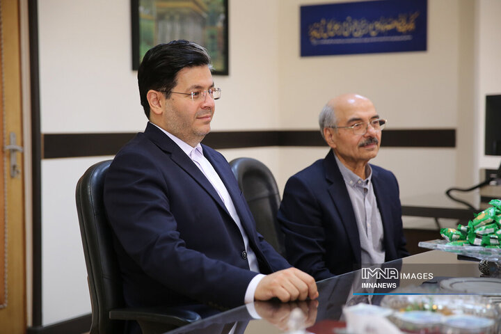 آیین تکریم و معارفه مدیرعامل سازمان حمل‌و‌‌نقل ریلی شهرداری اصفهان