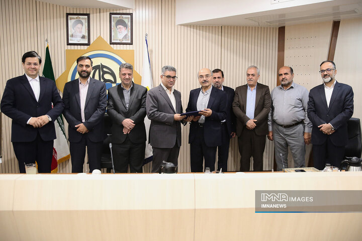 آیین تکریم و معارفه مدیرعامل سازمان حمل‌و‌‌نقل ریلی شهرداری اصفهان