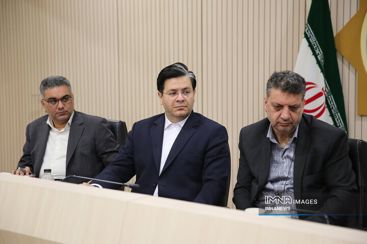 آیین تکریم و معارفه مدیرعامل سازمان حمل‌و‌‌نقل ریلی شهرداری اصفهان