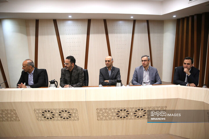 آیین تکریم و معارفه مدیرعامل سازمان حمل‌و‌‌نقل ریلی شهرداری اصفهان