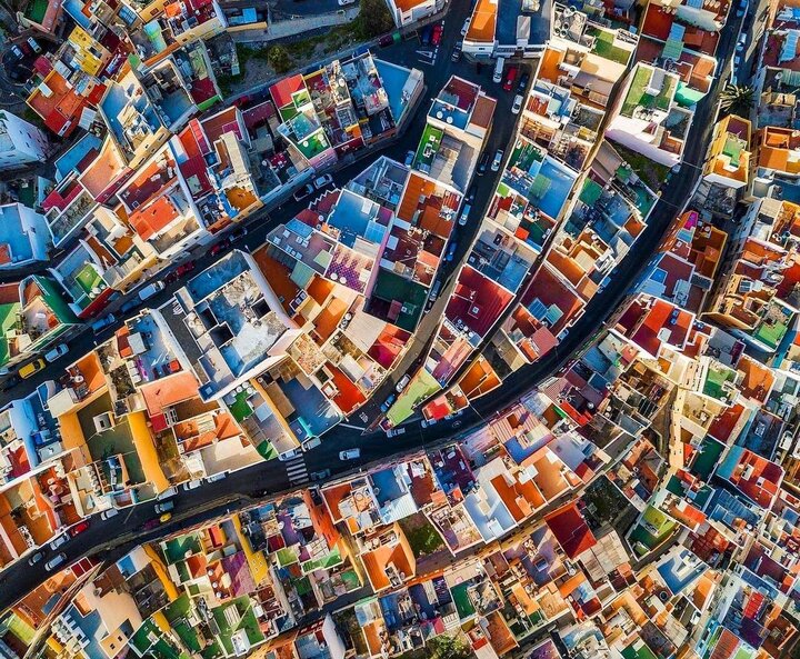 جادوی رنگ‌ها در هویت‌بخشی به شهرها