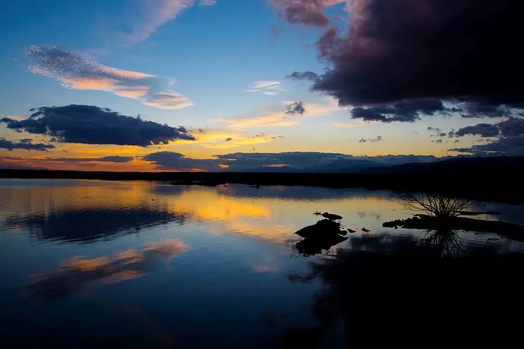 از دریاچه ارواح تا 《آینه طبیعی طبیعت》