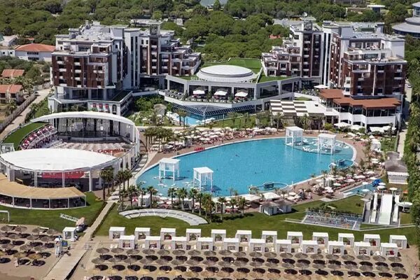 بهترین هتل‌ های آنتالیا با پارک آبی برای اقامت کدامند؟