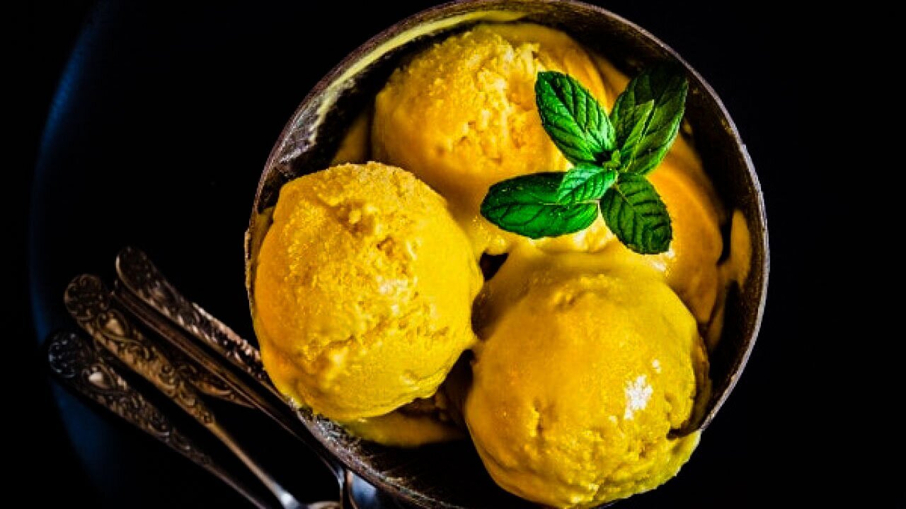 بستنی انبه + طرز تهیه و آموزش مرحله به مرحله