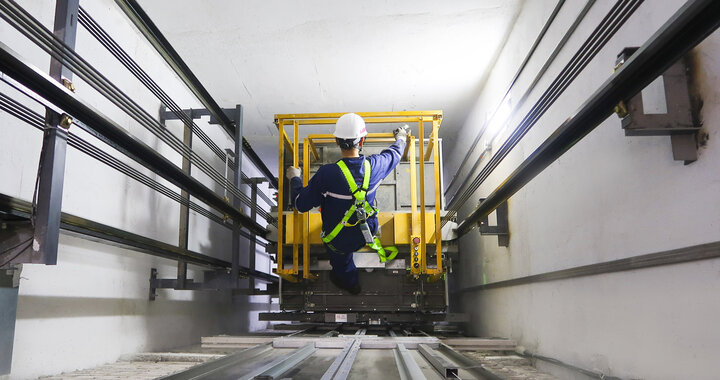 سرویس آسانسور شامل چیست؟ هر آنچه باید بدانید