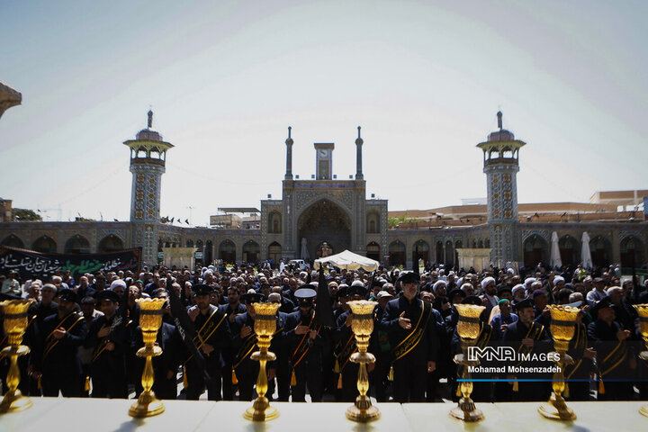 عزاداری خادمان حرم حضرت معصومه(س) در روز شهادت امام جواد(ع)